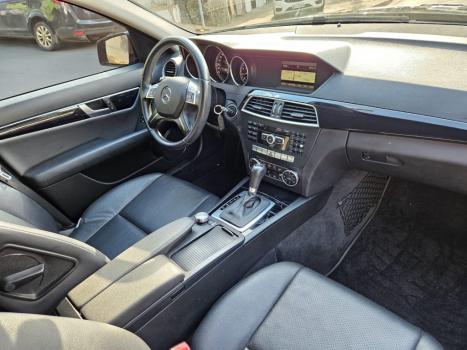 MERCEDES-BENZ C 180 1.6 16V 4P CGI  TURBO AUTOMÁTICO, Foto 6 MERCEDES-BENZ C 180 1.6 16V 4P CGI  TURBO AUTOMÁTICO, Foto 6