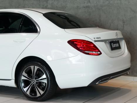 MERCEDES-BENZ C 180 , Foto 5