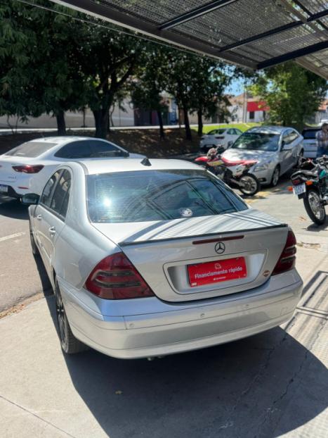 MERCEDES-BENZ C 180 1.8 16V 4P CLASSIC PLUS AUTOMTICO, Foto 2