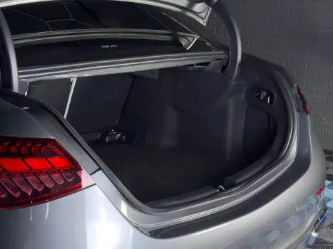 MERCEDES-BENZ C 200 1.5 16V 4P EQ BOOST H�BRIDO 9G-TRONIC AUTOM�TICO, Foto 10