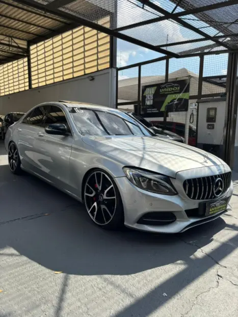 MERCEDES-BENZ C 200 2.0 16V 4P CGI AVANTGARDE AUTOM�TICO, Foto 3