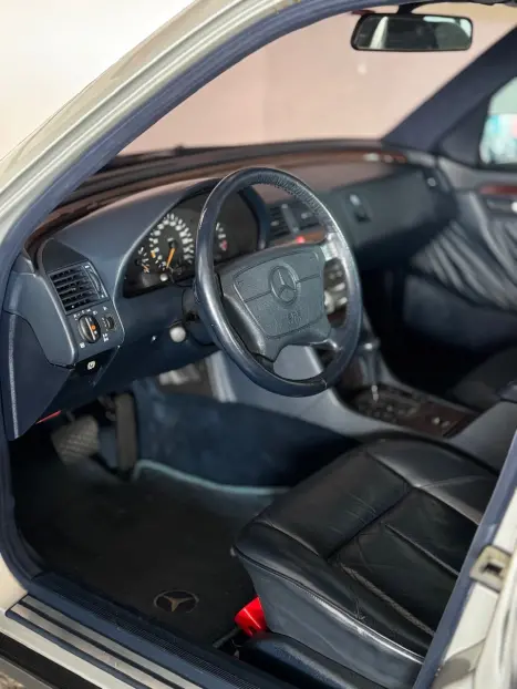 MERCEDES-BENZ C 280 3.0 V6 4P AVANTGARDE AUTOM�TICO, Foto 7