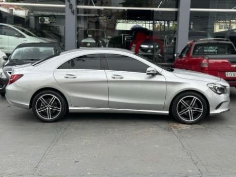 MERCEDES-BENZ CLA 180 1.6 16V 4P CGI TURBO 7G-TRONIC AUTOM�TICO DCT, Foto 6