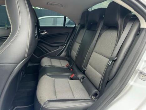 MERCEDES-BENZ CLA 180 1.6 16V 4P CGI TURBO 7G-TRONIC AUTOM�TICO DCT, Foto 12