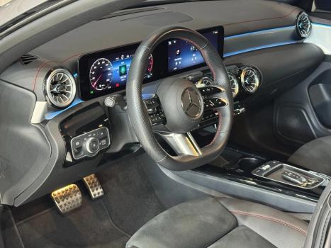 MERCEDES-BENZ CLA 200 , Foto 9