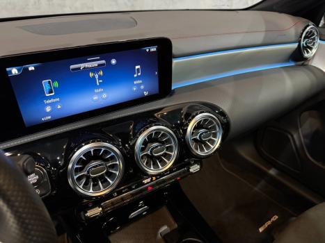 MERCEDES-BENZ CLA 200 , Foto 13