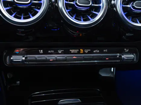 MERCEDES-BENZ CLA 250 2.0 16V 4P SPORT TURBO AUTOMÁTICO, Foto 19 MERCEDES-BENZ CLA 250 2.0 16V 4P SPORT TURBO AUTOMÁTICO, Foto 19