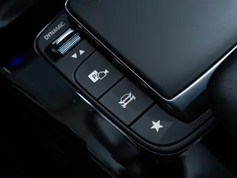 MERCEDES-BENZ CLA 250 2.0 16V 4P SPORT TURBO AUTOMÁTICO, Foto 22 MERCEDES-BENZ CLA 250 2.0 16V 4P SPORT TURBO AUTOMÁTICO, Foto 22