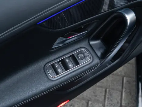 MERCEDES-BENZ CLA 250 2.0 16V 4P SPORT TURBO AUTOMÁTICO, Foto 25 MERCEDES-BENZ CLA 250 2.0 16V 4P SPORT TURBO AUTOMÁTICO, Foto 25