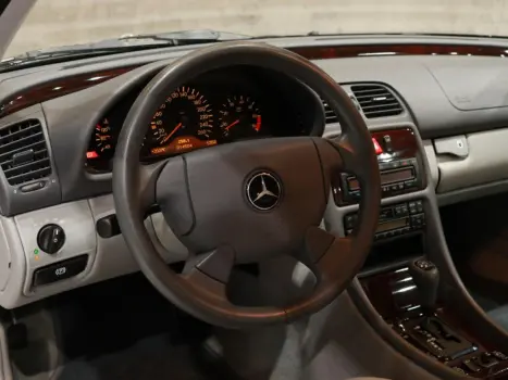 MERCEDES-BENZ CLK 320 3.2 V6 ELEGANCE AUTOM�TICO, Foto 11