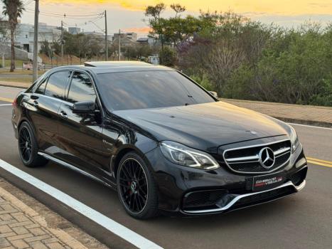 MERCEDES-BENZ E 63 AMG 5.5 V8 32V 4P BI-TURBO AUTOMTICO, Foto 2
