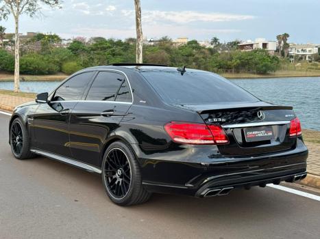 MERCEDES-BENZ E 63 AMG 5.5 V8 32V 4P BI-TURBO AUTOMTICO, Foto 4
