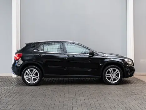 MERCEDES-BENZ GLA 200 1.6 16V 4P FLEX CGI ADVANCE TURBO AUTOMÁTICO, Foto 8 MERCEDES-BENZ GLA 200 1.6 16V 4P FLEX CGI ADVANCE TURBO AUTOMÁTICO, Foto 8