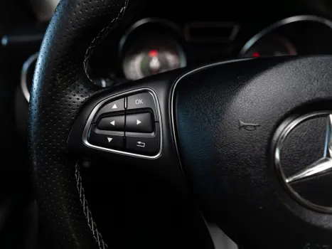 MERCEDES-BENZ GLA 200 1.6 16V 4P FLEX CGI ADVANCE TURBO AUTOMÁTICO, Foto 13 MERCEDES-BENZ GLA 200 1.6 16V 4P FLEX CGI ADVANCE TURBO AUTOMÁTICO, Foto 13