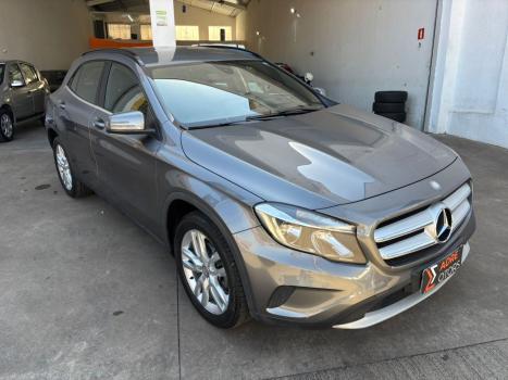 MERCEDES-BENZ GLA 200 1.6 16V 4P FLEX CGI STYLE TURBO AUTOMTICO, Foto 3