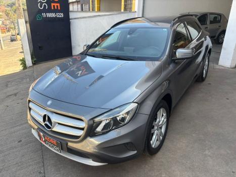 MERCEDES-BENZ GLA 200 1.6 16V 4P FLEX CGI STYLE TURBO AUTOMTICO, Foto 4