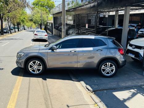 MERCEDES-BENZ GLA 200 1.6 16V 4P FLEX CGI VISION TURBO AUTOMTICO, Foto 5