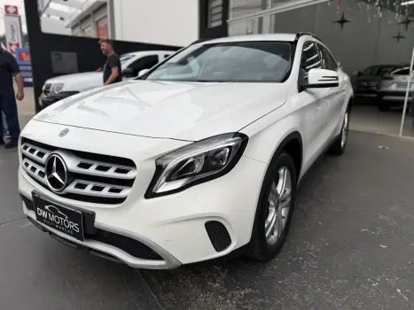 MERCEDES-BENZ GLA 200 1.6 16V 4P CGI STYLE TURBO AUTOMTICO, Foto 3