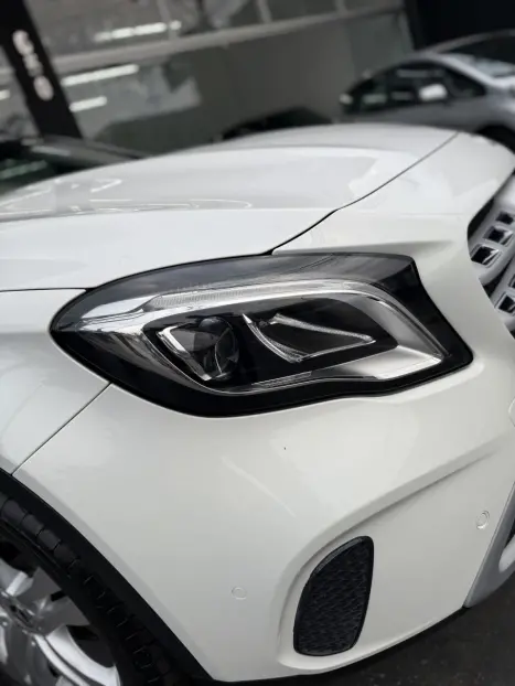 MERCEDES-BENZ GLA 200 1.6 16V 4P CGI STYLE TURBO AUTOMTICO, Foto 4
