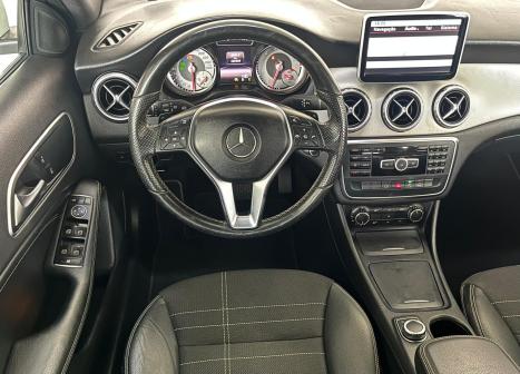 MERCEDES-BENZ GLA 200 1.6 16V 4P CGI ADVANCE TURBO AUTOMTICO, Foto 14