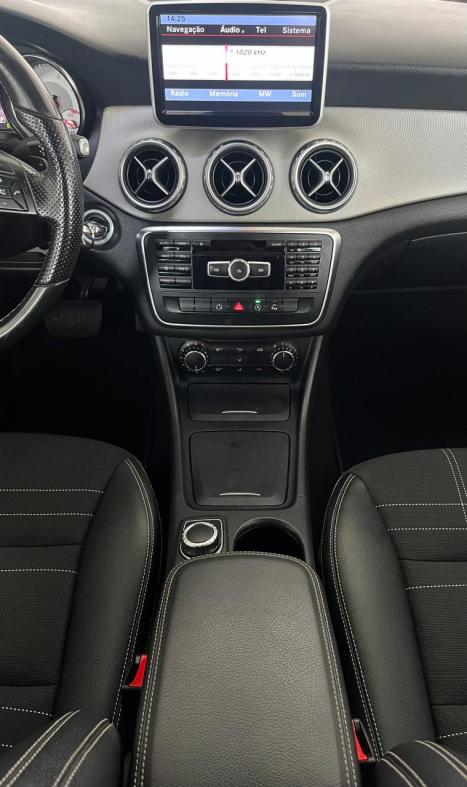 MERCEDES-BENZ GLA 200 1.6 16V 4P CGI ADVANCE TURBO AUTOMTICO, Foto 15