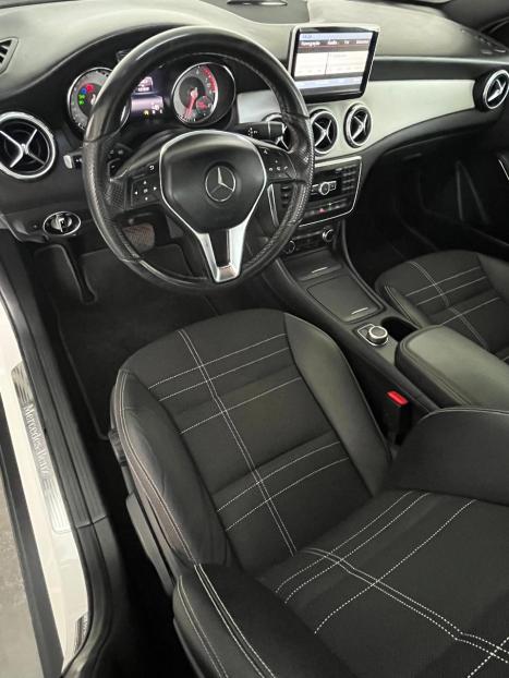 MERCEDES-BENZ GLA 200 1.6 16V 4P CGI ADVANCE TURBO AUTOMTICO, Foto 17