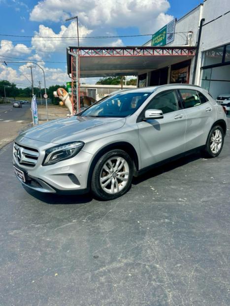 MERCEDES-BENZ GLA 200 1.6 16V 4P CGI STYLE TURBO AUTOMTICO, Foto 4