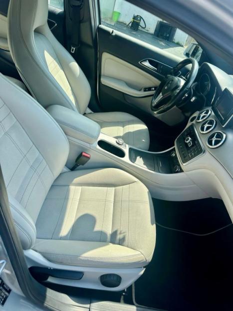 MERCEDES-BENZ GLA 200 1.6 16V 4P CGI STYLE TURBO AUTOMTICO, Foto 10