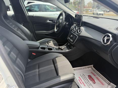 MERCEDES-BENZ GLA 200 1.6 16V 4P FLEX CGI ADVANCE TURBO AUTOMTICO, Foto 5