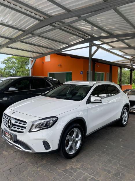 MERCEDES-BENZ GLA 200 1.6 16V 4P FLEX CGI ADVANCE TURBO AUTOMTICO, Foto 2