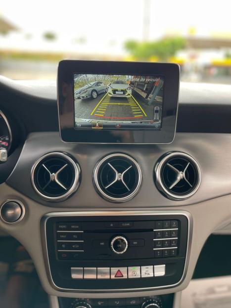 MERCEDES-BENZ GLA 200 1.6 16V 4P FLEX CGI ADVANCE TURBO AUTOMTICO, Foto 6