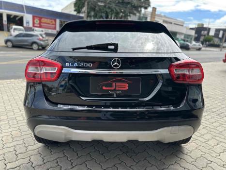 MERCEDES-BENZ GLA 200 1.3 16V 4P GCI STYLE 7G-DCT AUTOM�TICO, Foto 4