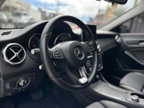MERCEDES-BENZ GLA 200 1.3 16V 4P GCI STYLE 7G-DCT AUTOM�TICO, Foto 8