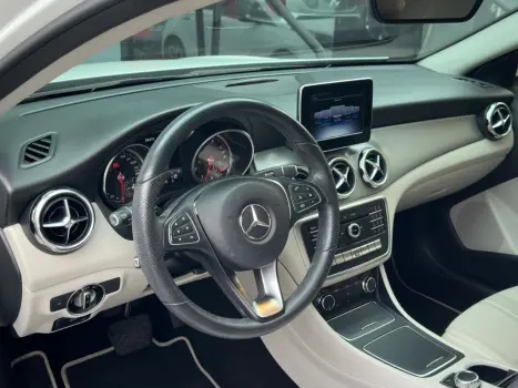 MERCEDES-BENZ GLA 200 1.6 16V 4P CGI ADVANCE TURBO AUTOM�TICO, Foto 8