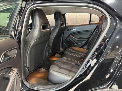 MERCEDES-BENZ GLA 200 , Foto 11