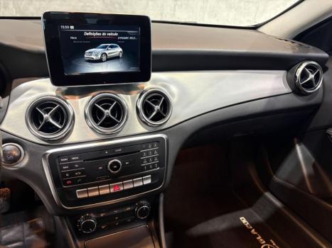 MERCEDES-BENZ GLA 200 , Foto 13