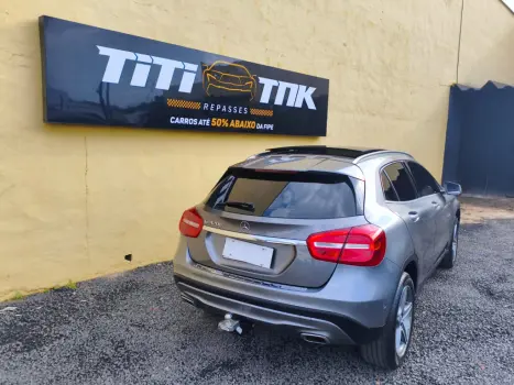 MERCEDES-BENZ GLA 200 1.6 16V 4P FLEX CGI ENDURO TURBO AUTOM�TICO, Foto 3