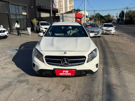 MERCEDES-BENZ GLA 200 1.6 16V 4P CGI ADVANCE TURBO AUTOM�TICO, Foto 2