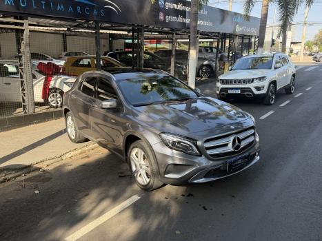 MERCEDES-BENZ GLA 200 1.6 16V 4P FLEX CGI VISION TURBO AUTOMÁTICO, Foto 4