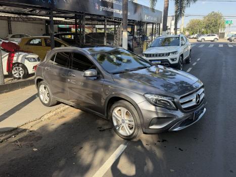 MERCEDES-BENZ GLA 200 1.6 16V 4P FLEX CGI VISION TURBO AUTOMÁTICO, Foto 5