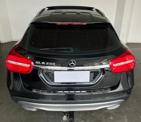 MERCEDES-BENZ GLA 250 2.0 16V 4P ENDURO TURBO AUTOMTICO, Foto 6