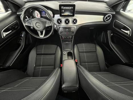 MERCEDES-BENZ GLA 250 2.0 16V 4P ENDURO TURBO AUTOMTICO, Foto 13