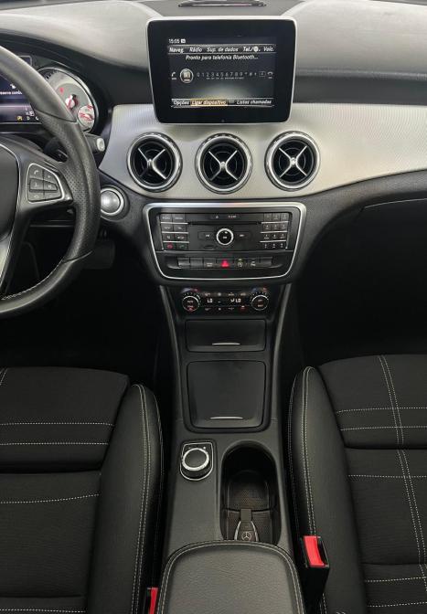 MERCEDES-BENZ GLA 250 2.0 16V 4P ENDURO TURBO AUTOMTICO, Foto 15