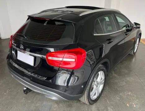 MERCEDES-BENZ GLA 250 2.0 16V 4P ENDURO TURBO AUTOM�TICO, Foto 5