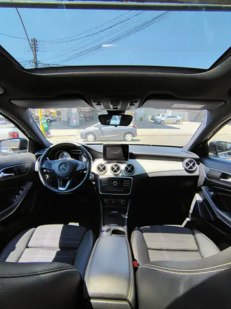 MERCEDES-BENZ GLA 250 2.0 16V 4P ENDURO TURBO AUTOM�TICO, Foto 6