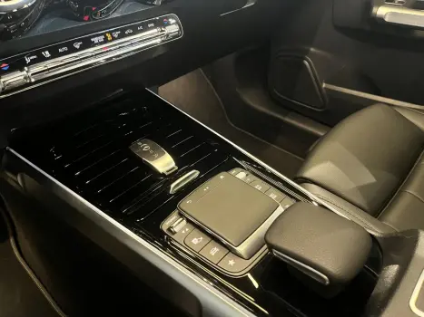 MERCEDES-BENZ GLB 200 1.3 16V 4P CGI PROGRESSIVE TURBO 7G-TRONIC DCT AUTOM�TICO, Foto 8