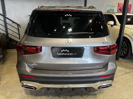 MERCEDES-BENZ GLB 220 2.0 16V 4P MHEV AMG LINE 4MATIC DCT AUTOMÁTICO, Foto 4