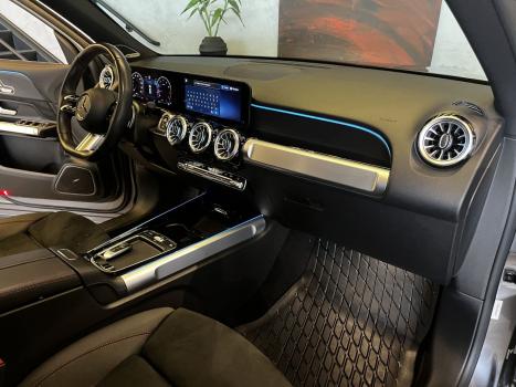 MERCEDES-BENZ GLB 220 2.0 16V 4P MHEV AMG LINE 4MATIC DCT AUTOMÁTICO, Foto 11