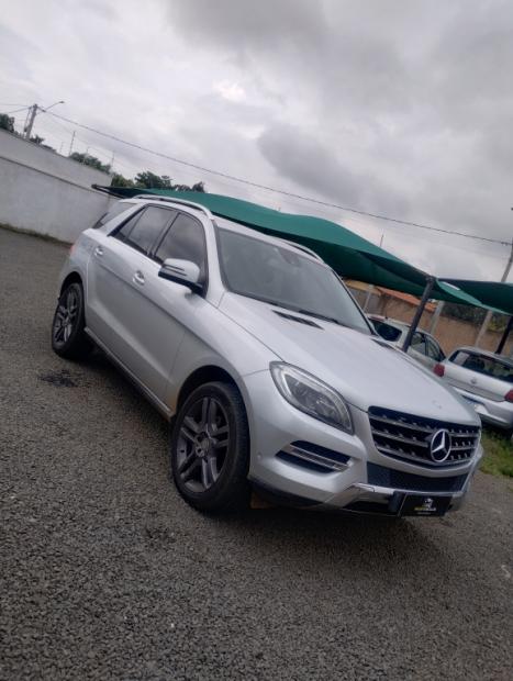 MERCEDES-BENZ ML 350 3.5 V6 24V 4P 4X4 SPORT BLUE EFFICIENCY AUTOM�TICO, Foto 2