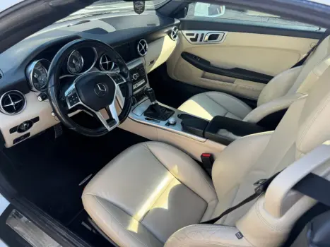 MERCEDES-BENZ SLK 250 1.8 16V CGI TURBO 2.3 AUTOMÁTICO, Foto 8 MERCEDES-BENZ SLK 250 1.8 16V CGI TURBO 2.3 AUTOMÁTICO, Foto 8